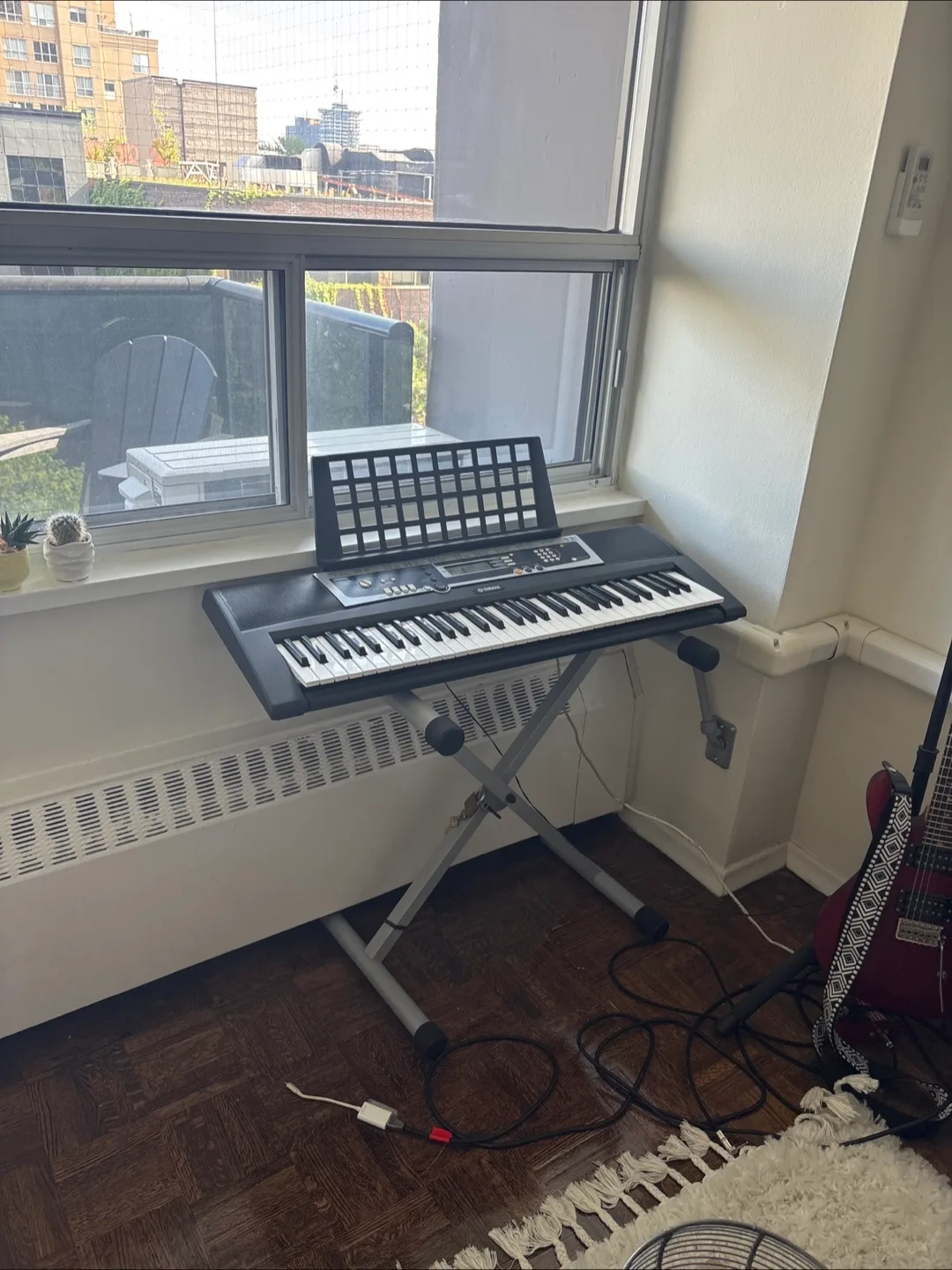 Casio Keyboard with Stand thumbnail
