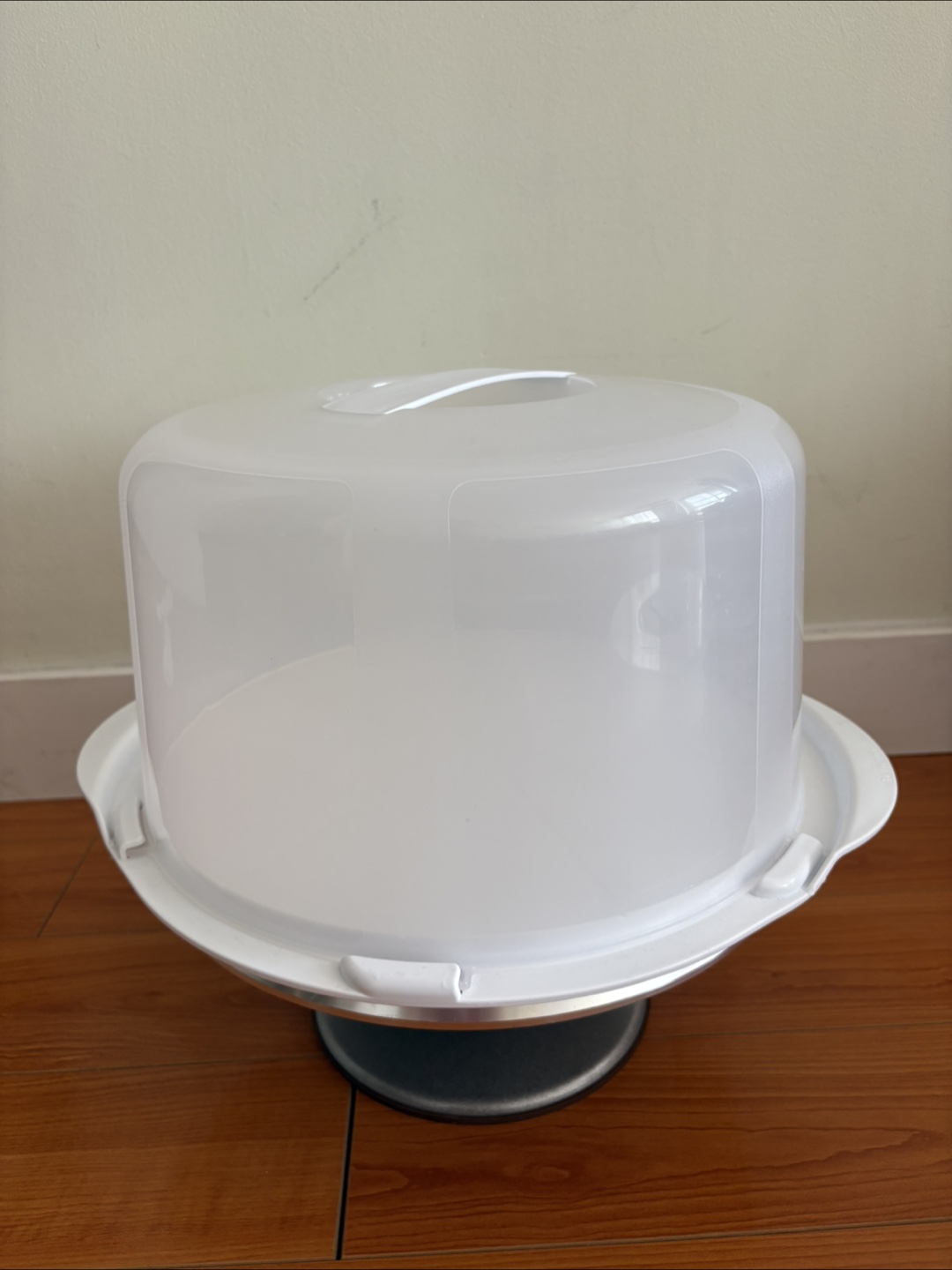 Cake Carrier