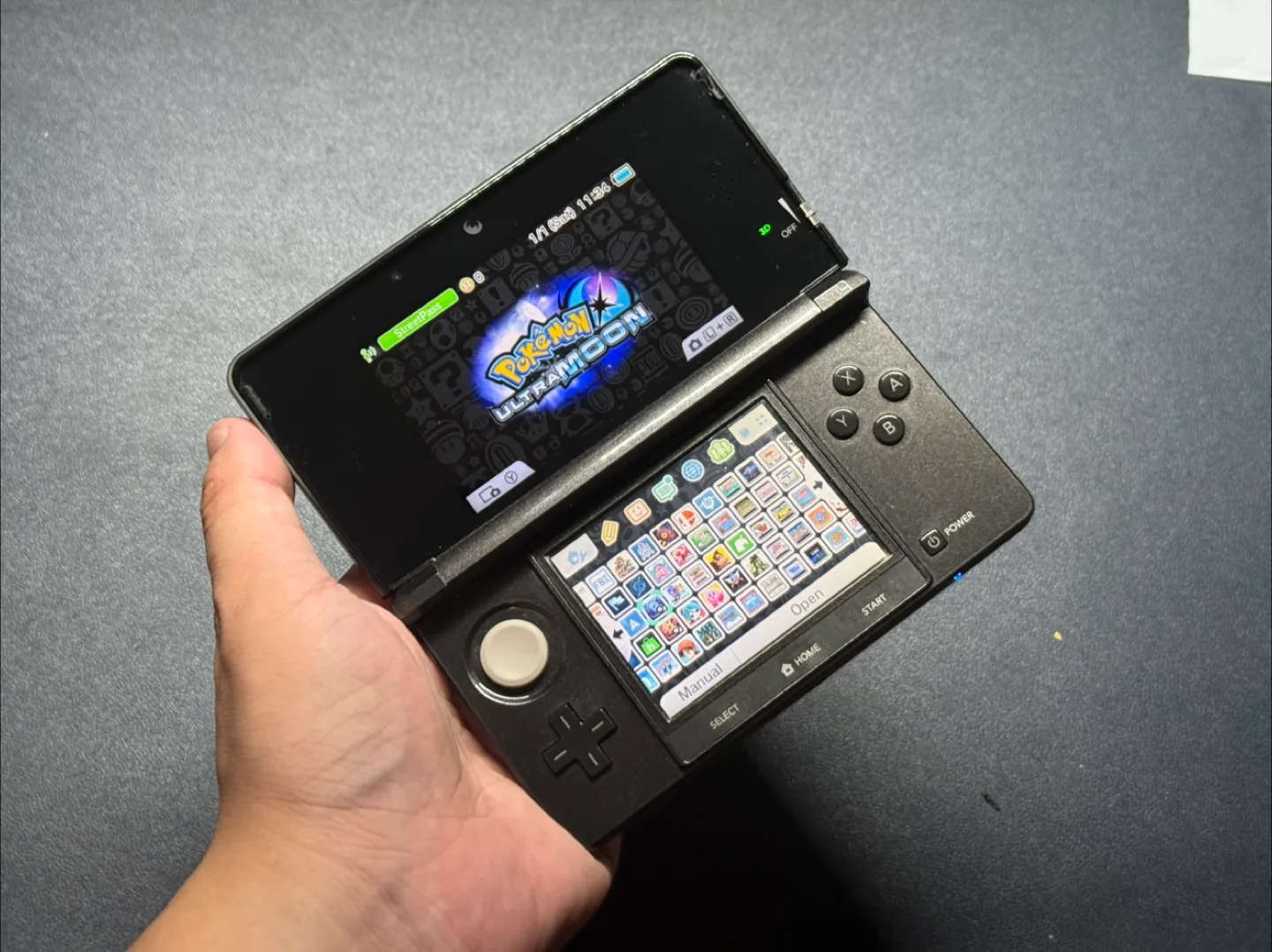 New Nintendo 3DS – Black (Fully Modded) thumbnail