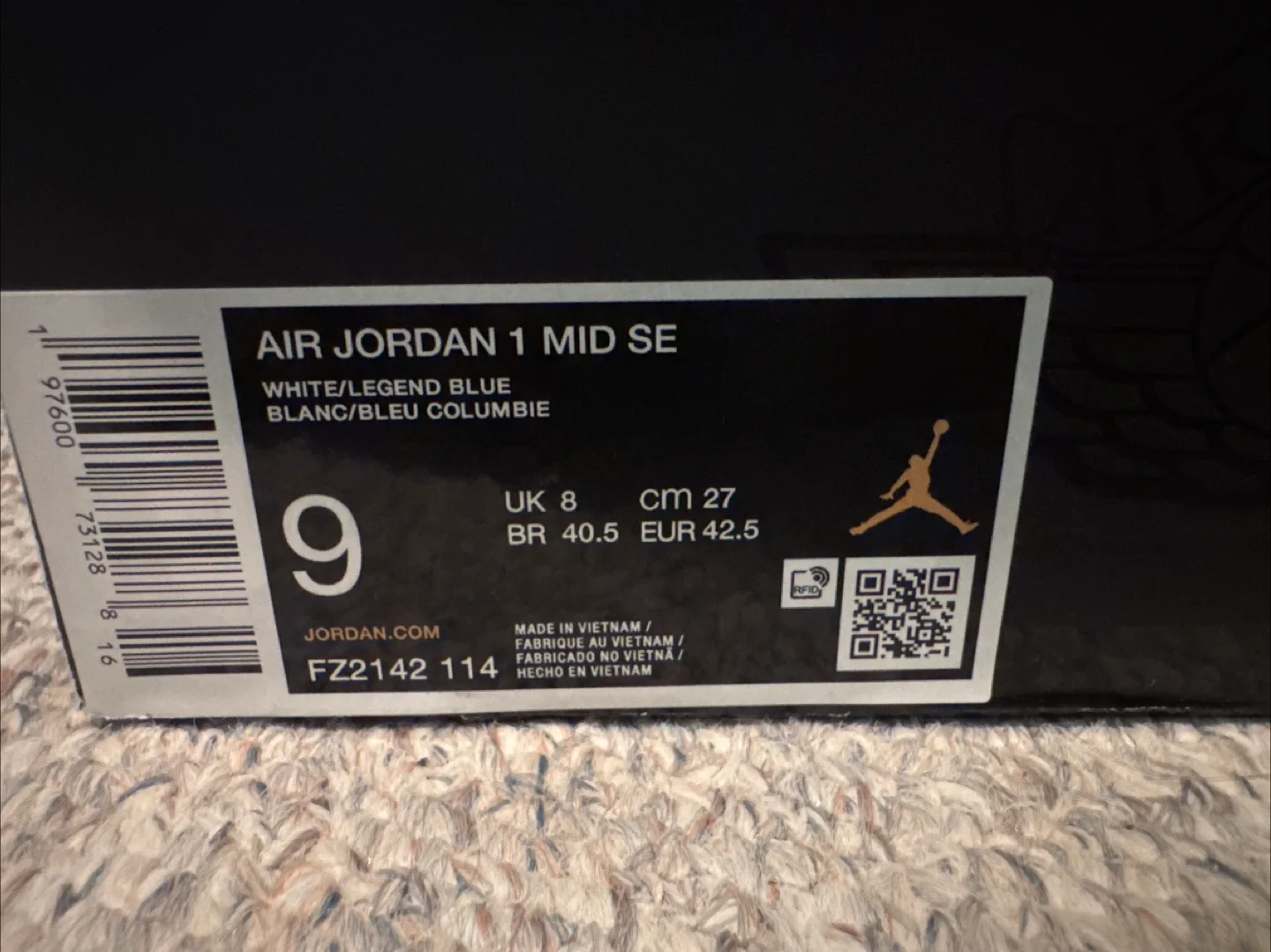 Air Jordan 1 Mid University Blue image indicator(9)