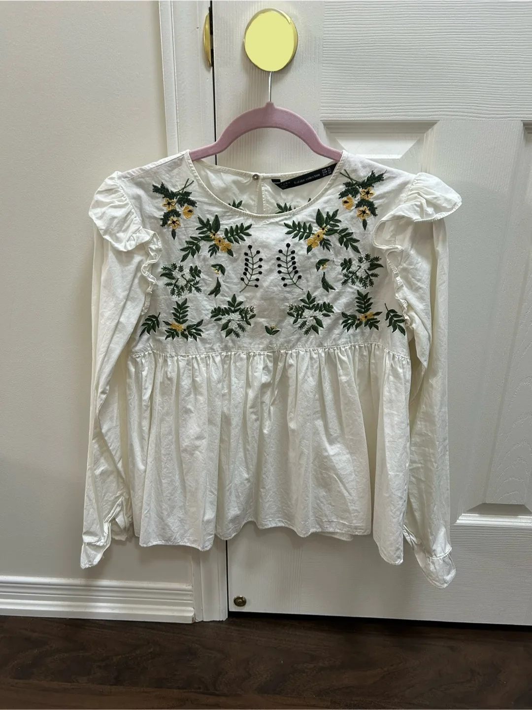 Zara White Embroidered Blouse thumbnail