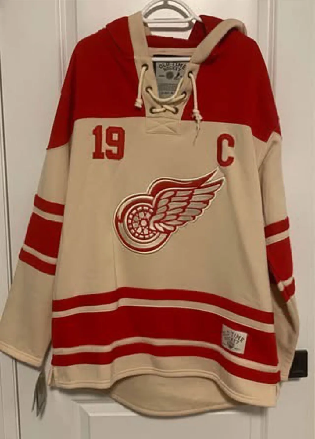 Old Time Hockey Yzerman #19 Hoodie, Red Wings thumbnail