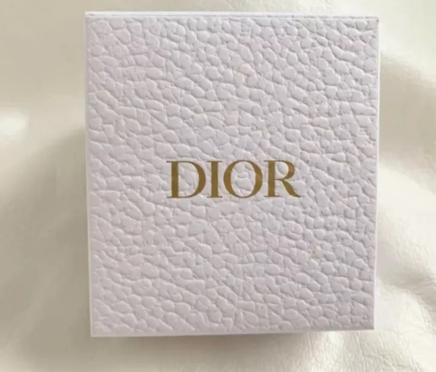 Dior Pink Silk Scrunchie with Box image indicator(3)