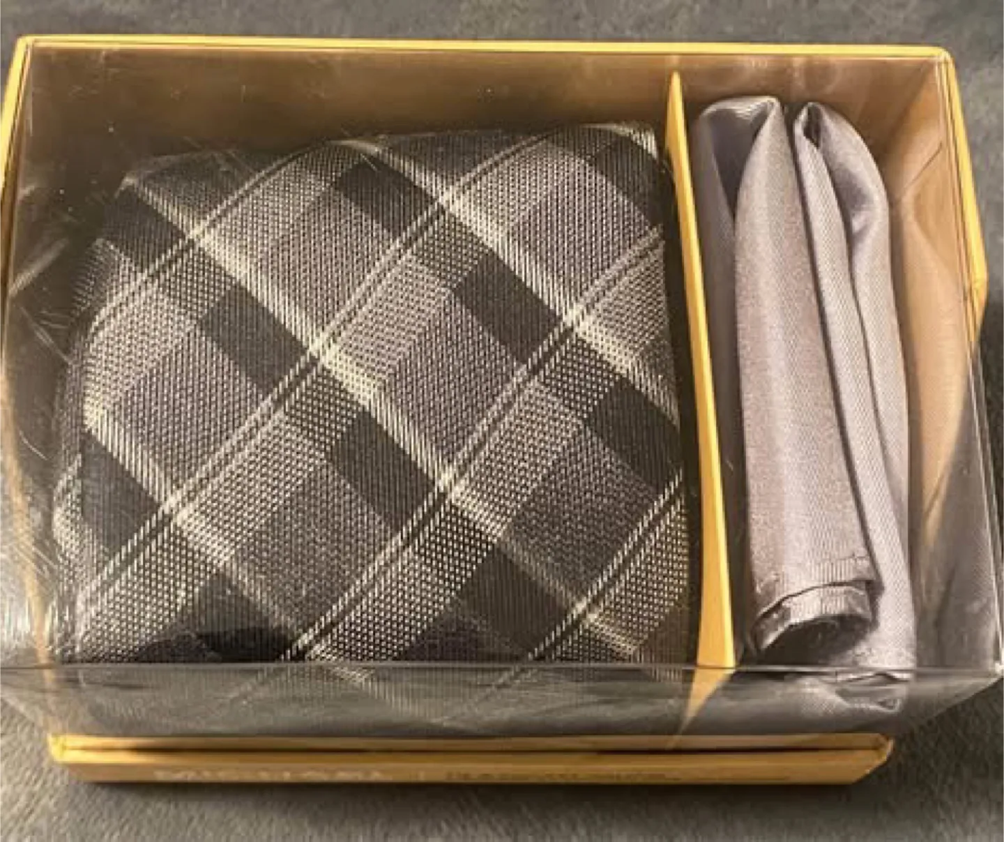 Michael Tie & Pocket Square Set - New in Box! thumbnail