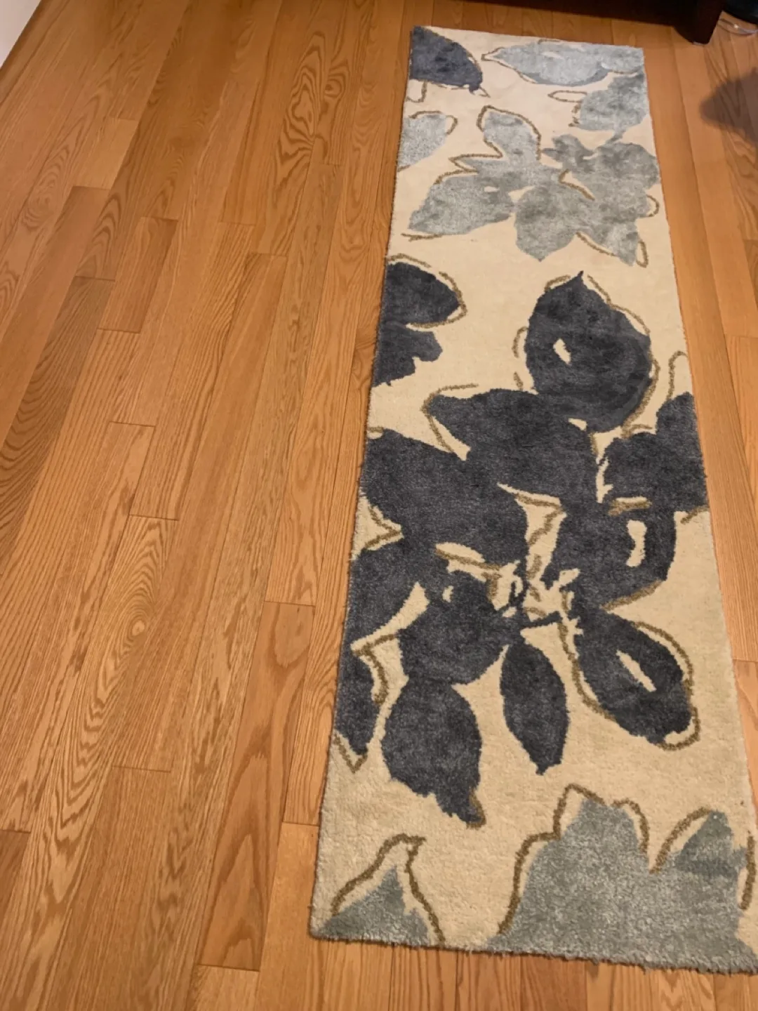 Carpet for alleyway thumbnail