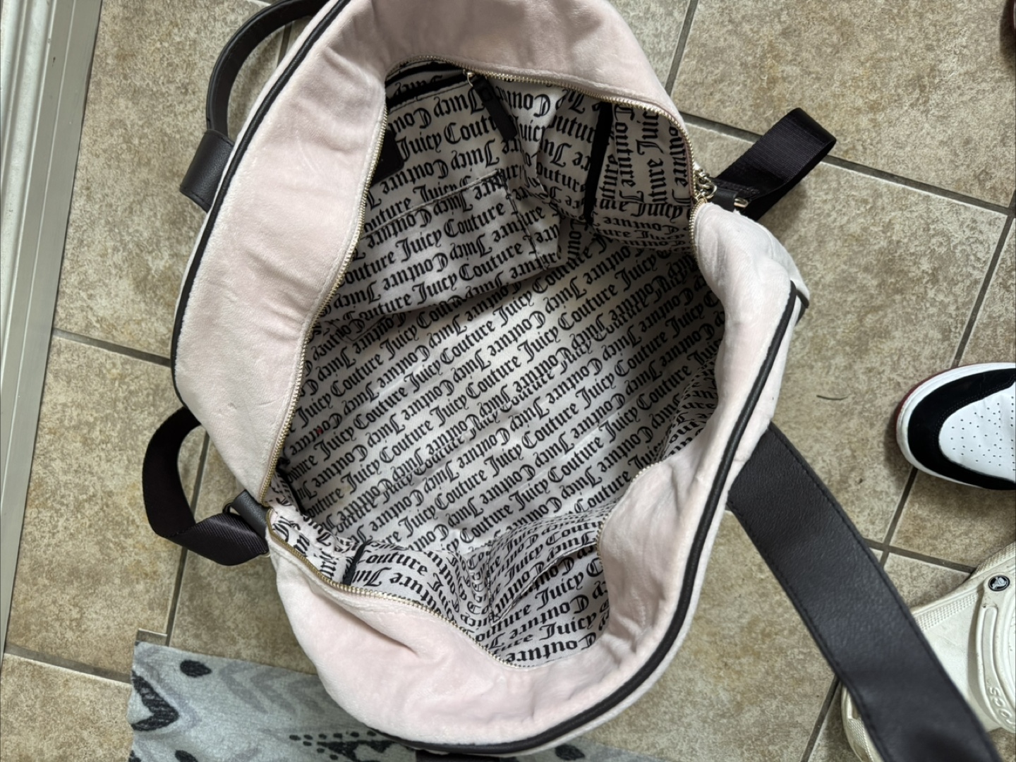 Juicy Couture Pink Velour Duffle Bag - photo 2