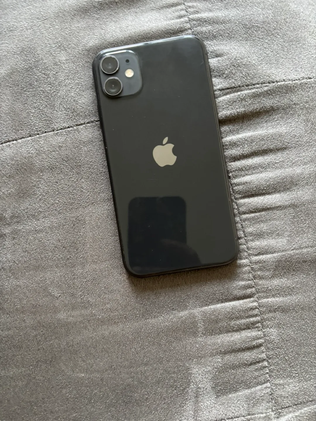 Apple iPhone 11 Black thumbnail