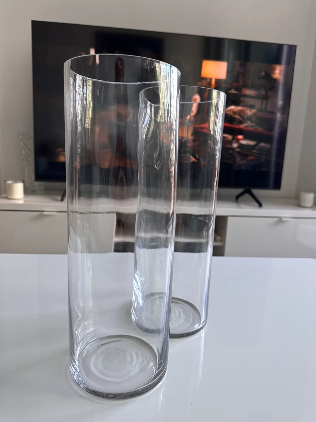 Glass Vases image indicator(2)