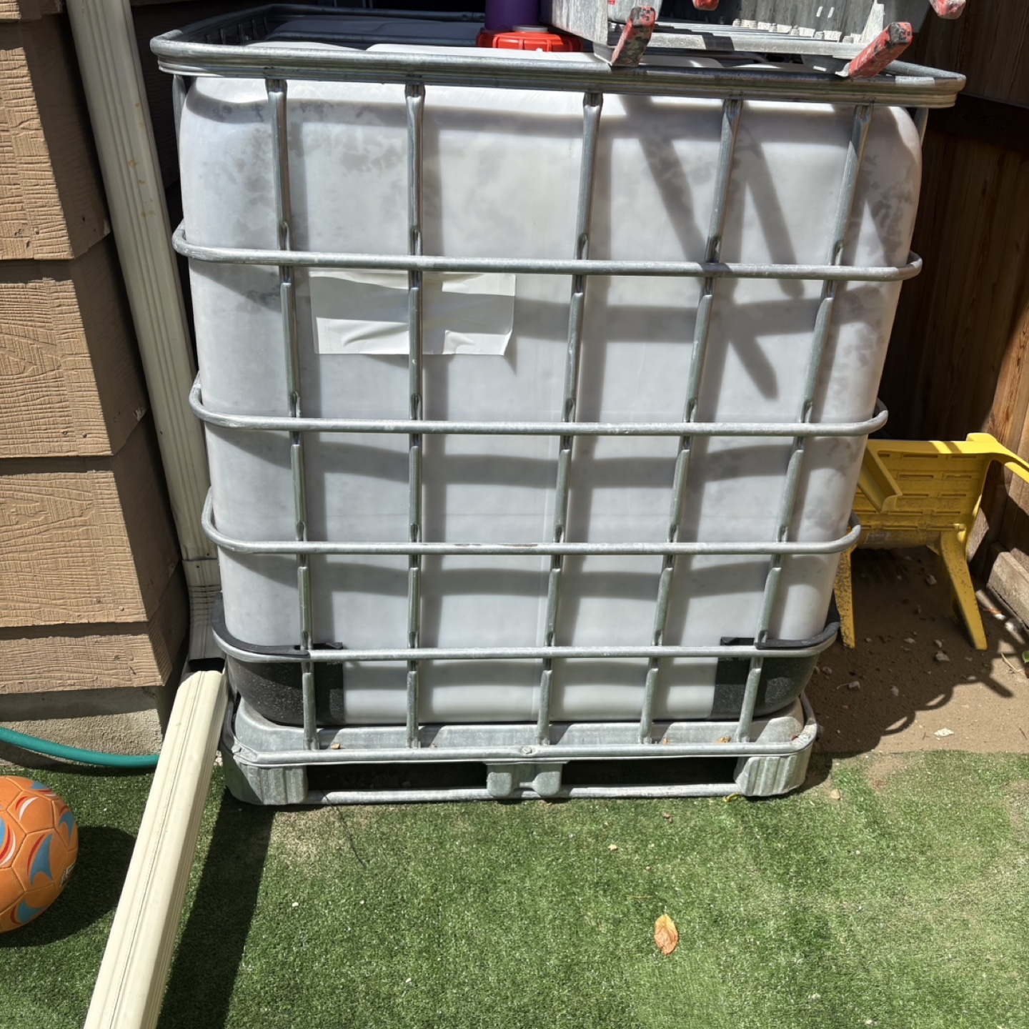 IBC Tote Water Tank