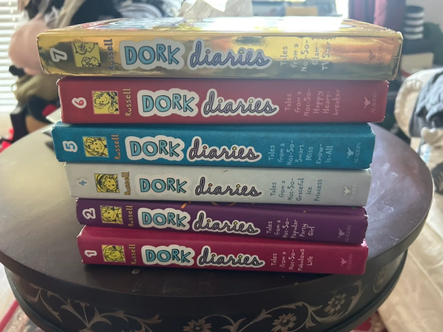 Dork Diaries Book Set by Rachel Renee Russell thumbnail