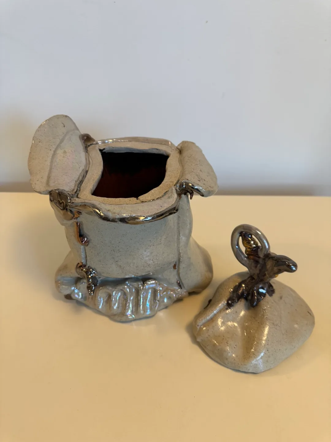 Unique Ceramic Jar with Lid image indicator(5)