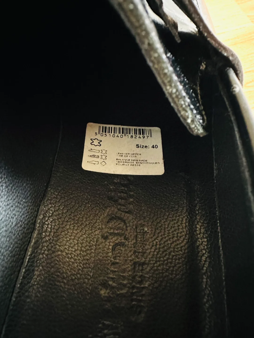 Massimo Dutti Black Leather Loafers Size 8 image indicator(4)