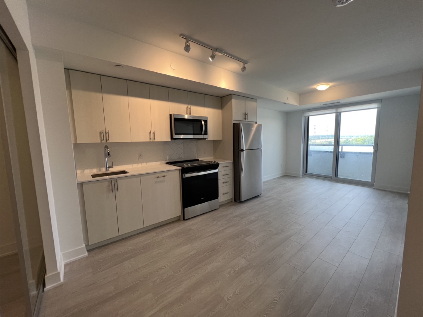 2 Bed 2 Bath condominium at 2545 simcoe street north Oshawa