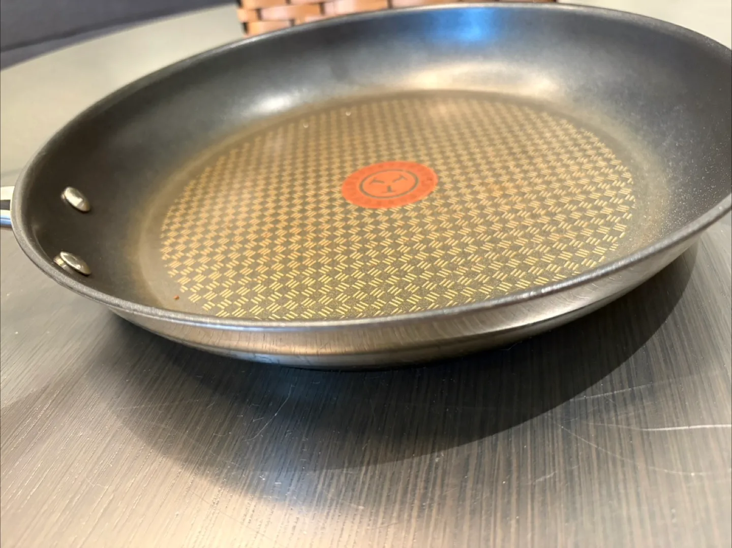 T-fal Jamie Oliver Induction Fry Pan image indicator(5)