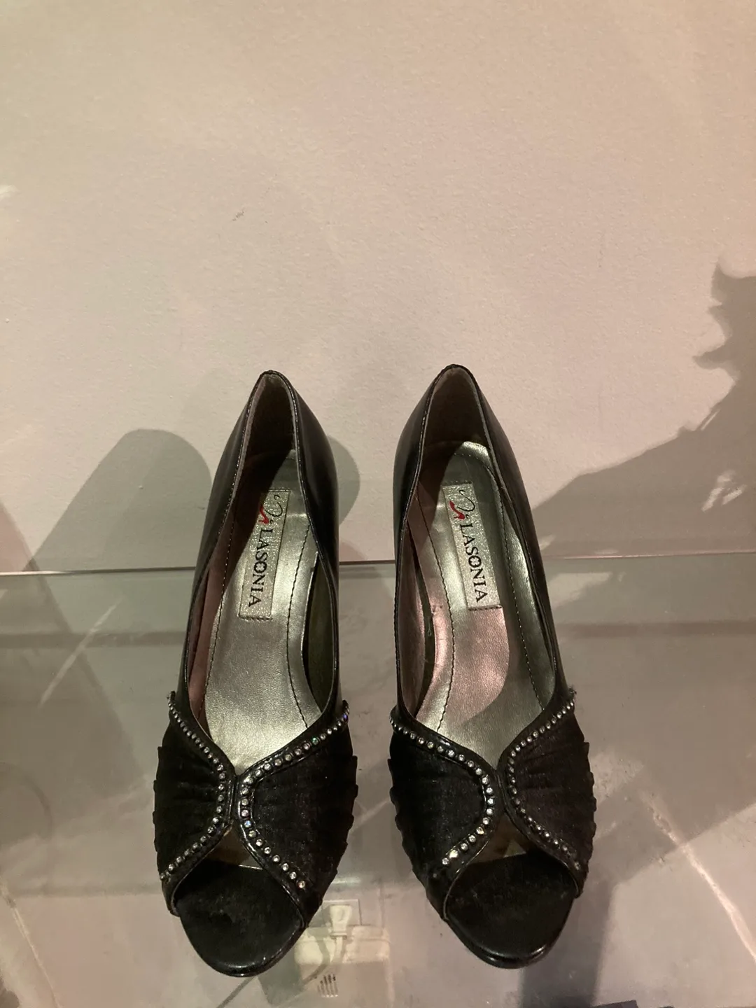 Lasonia Black Heels - Size 7 image indicator(3)