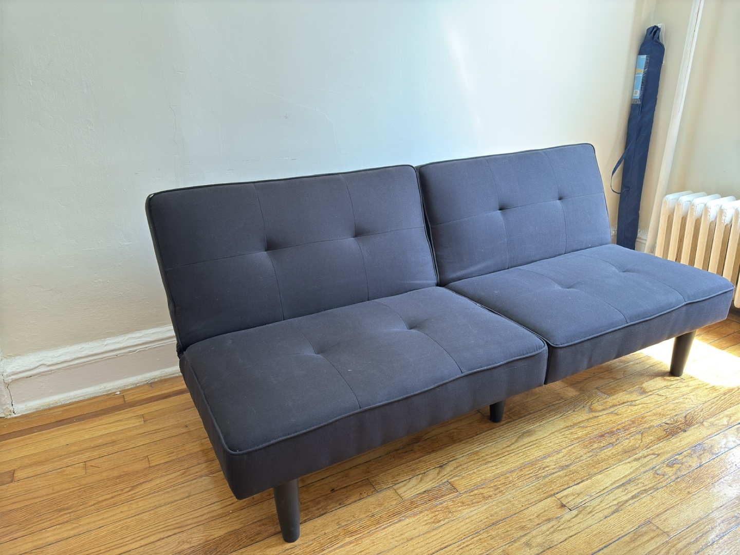Black Futon - Great Condition! - photo 3