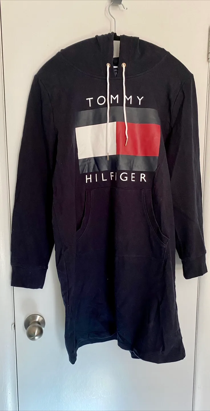 Tommy Hilfiger XL Hoodie Dress bundle image indicator(5)