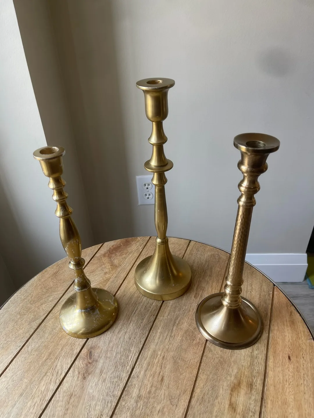 Home Decor Items - Vases, Candlesticks, Sphere thumbnail