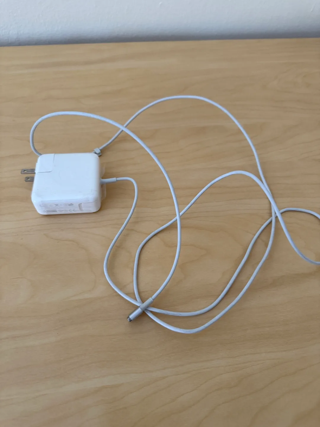 Apple 14.85V 3.05A Power Adapter thumbnail