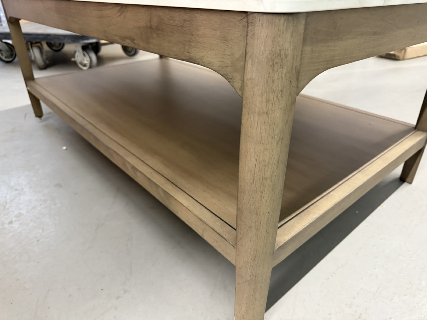 Skyline Furniture Coffee Table - photo 3