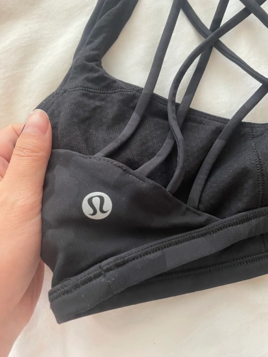 Lululemon Cameo Sports Bra, Size 4 image indicator(7)