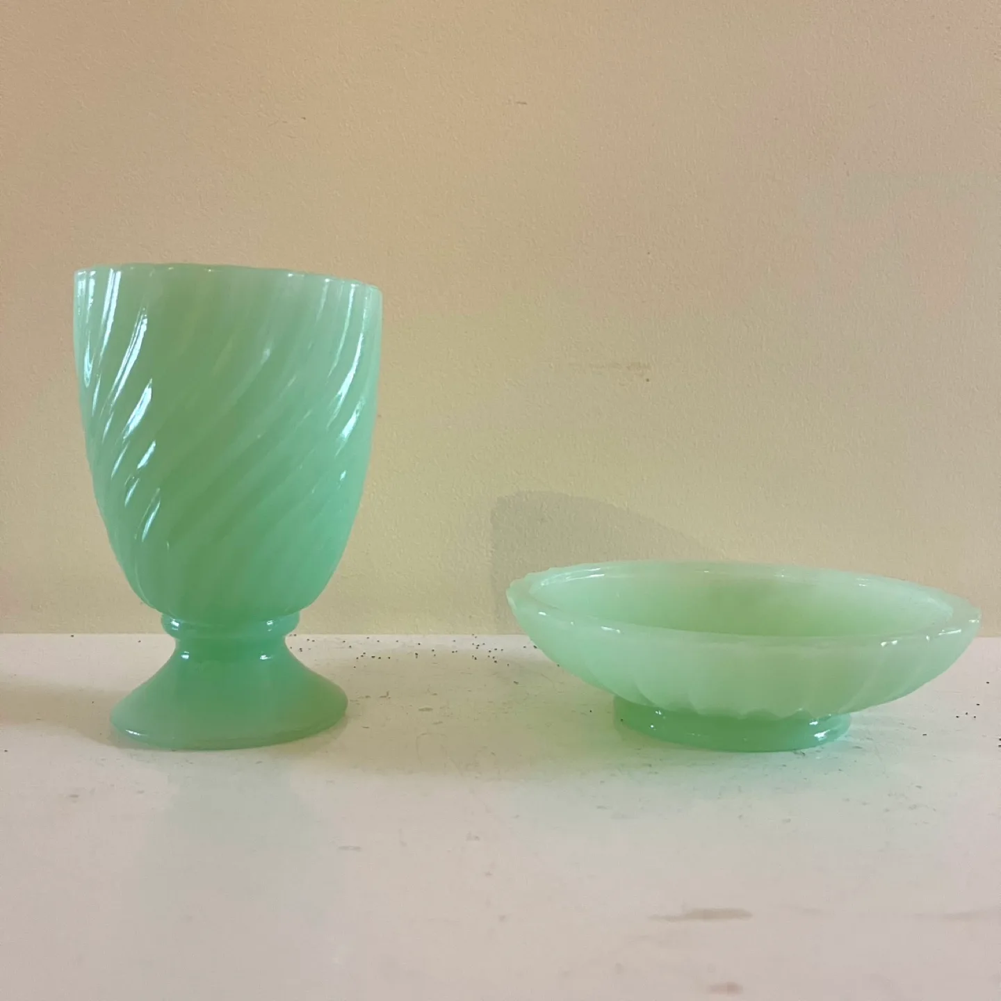 Jadeite Vanity Cup & Soapdish thumbnail
