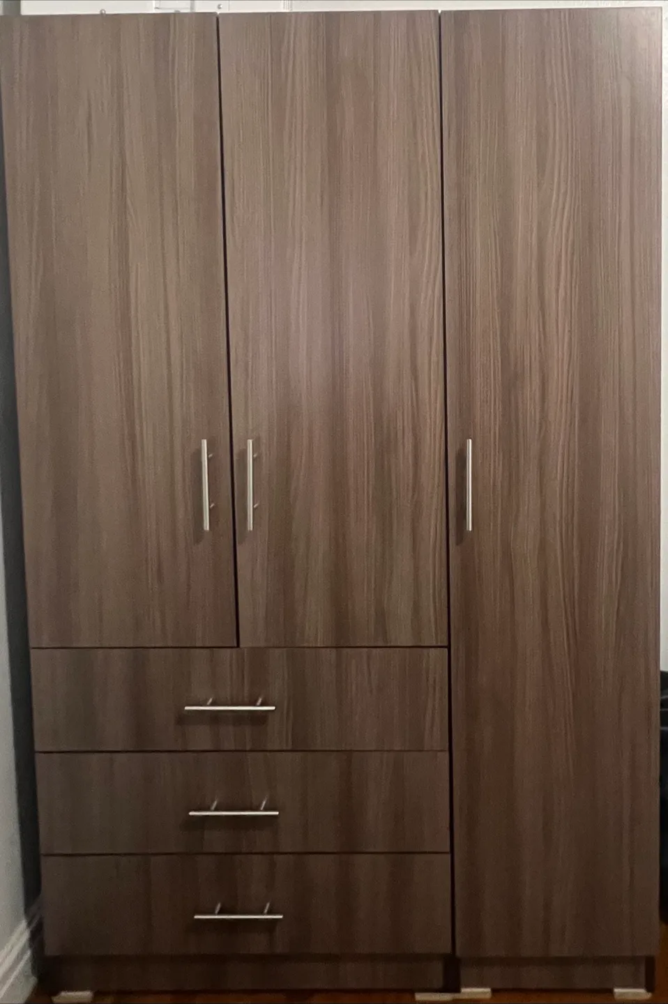 Wardrobe with Drawers thumbnail