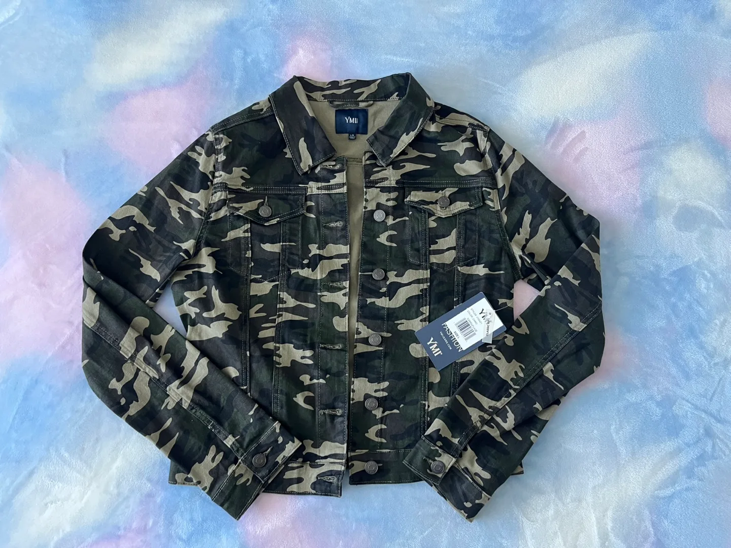 BRAND NEW YMI Camo Stretchy Jean Jacket - Size L thumbnail