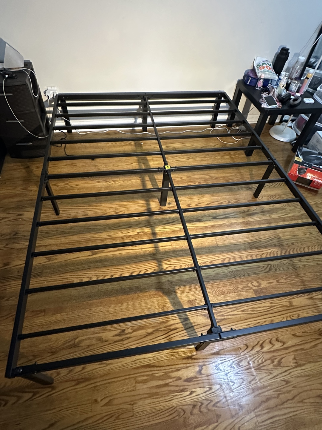 Mainstays Queen Slat Metal Bed Frame - Black - photo 3