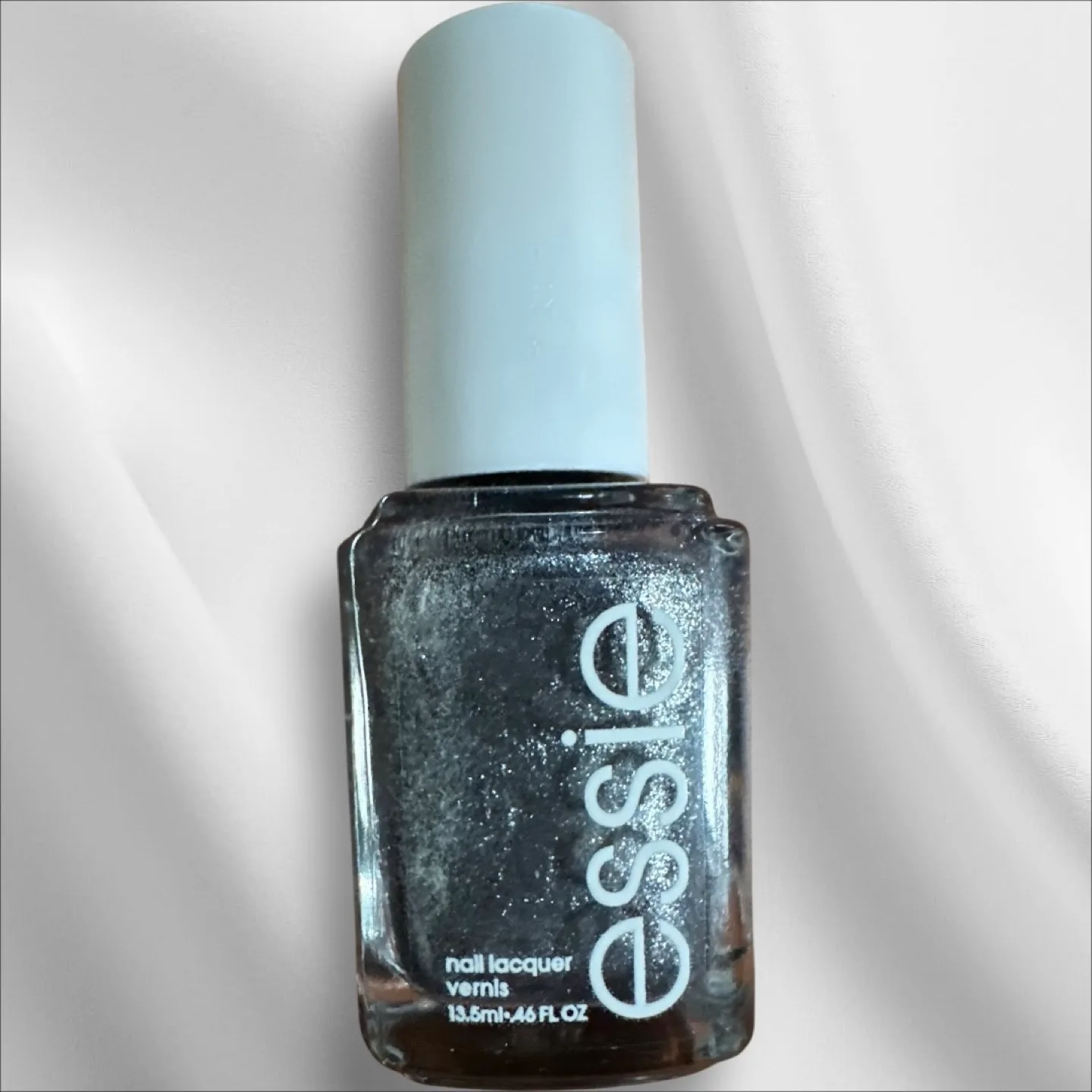 Essie Nail Polish - Spells Trouble (1658) – Halloween image indicator(2)
