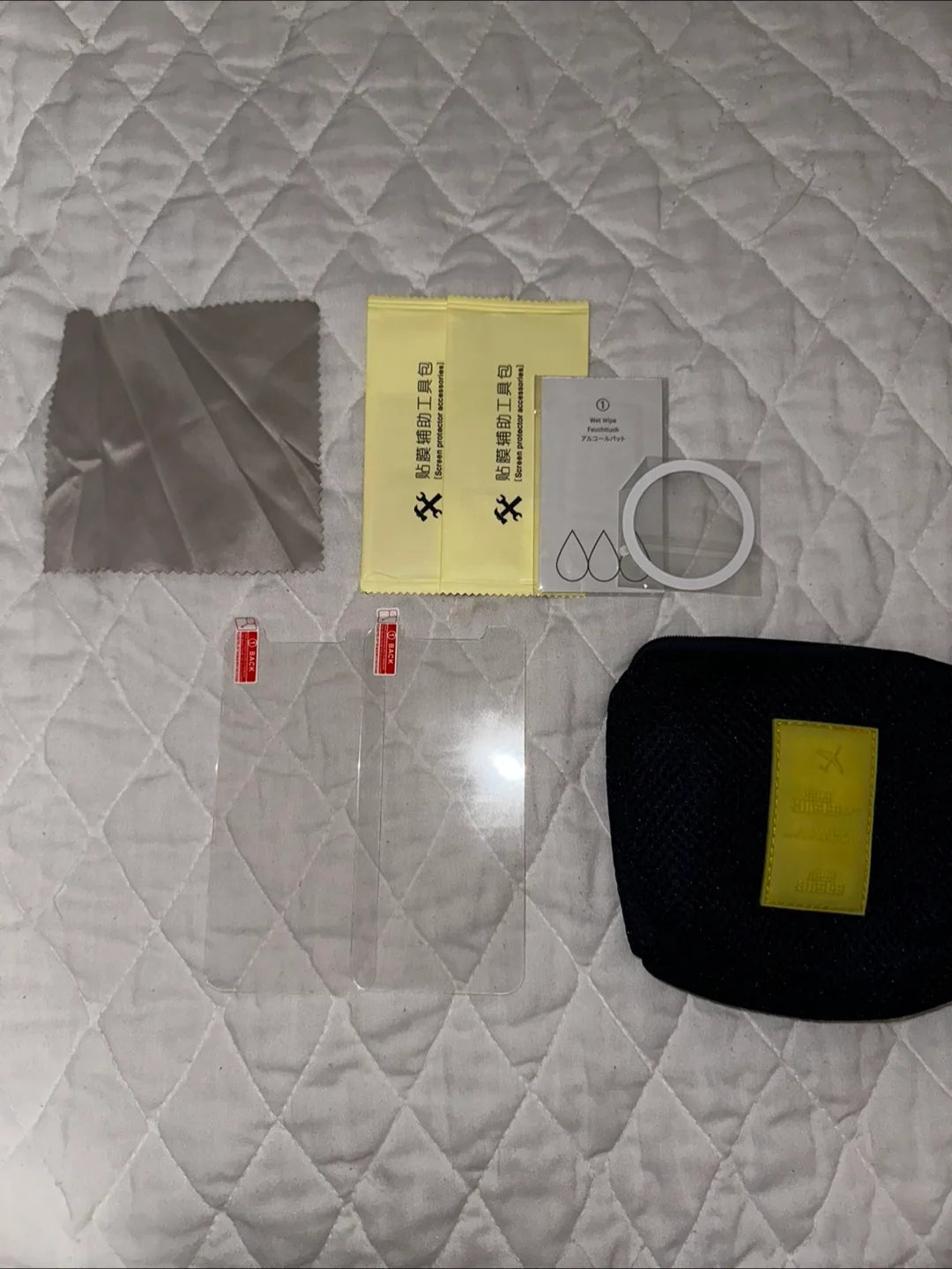 iphone 13 glass screen protector thumbnail