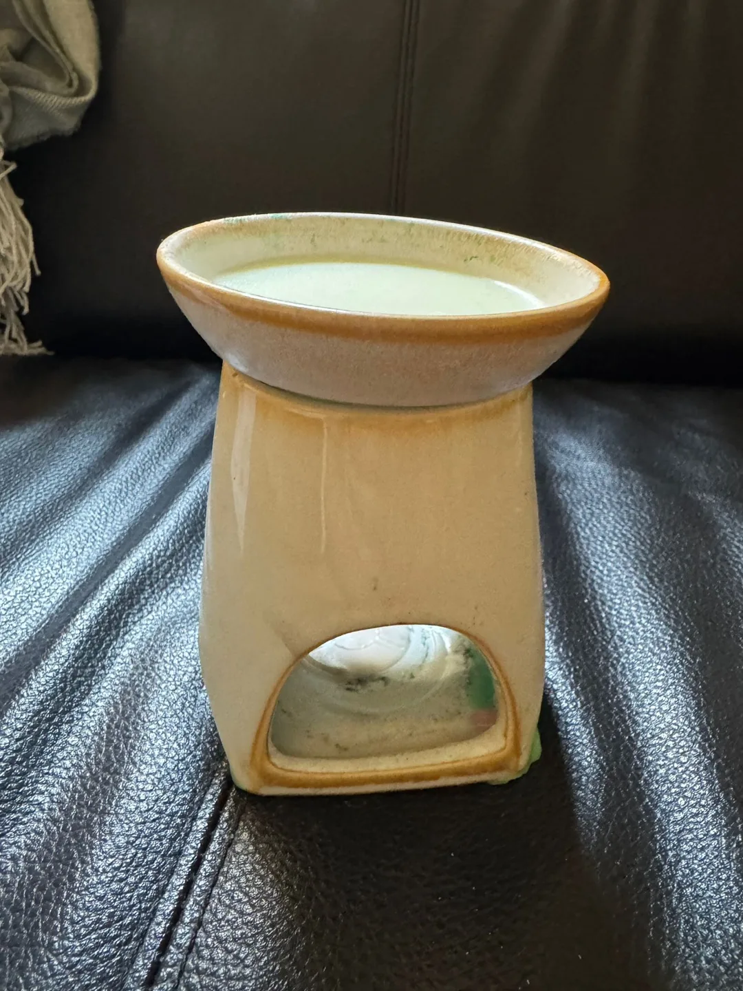 Ceramic Oil & Wax Melt Burner thumbnail