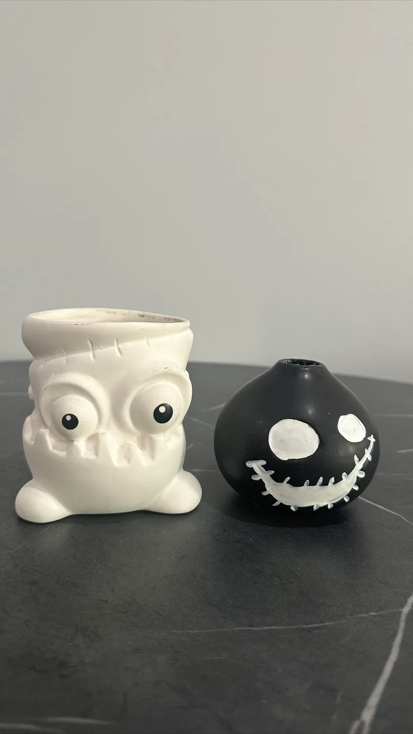 Halloween Ceramic Decor – Spooky Pair thumbnail