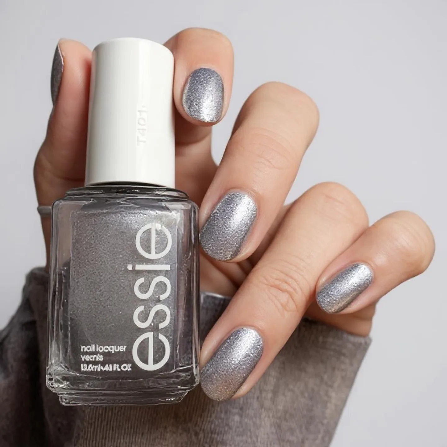 Essie Nail Polish Bundle - 5 Colors image indicator(5)