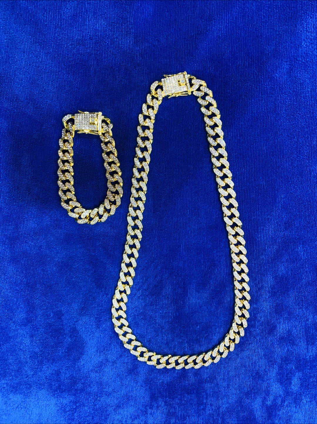 Gold-tone Chain Necklace & Bracelet Set