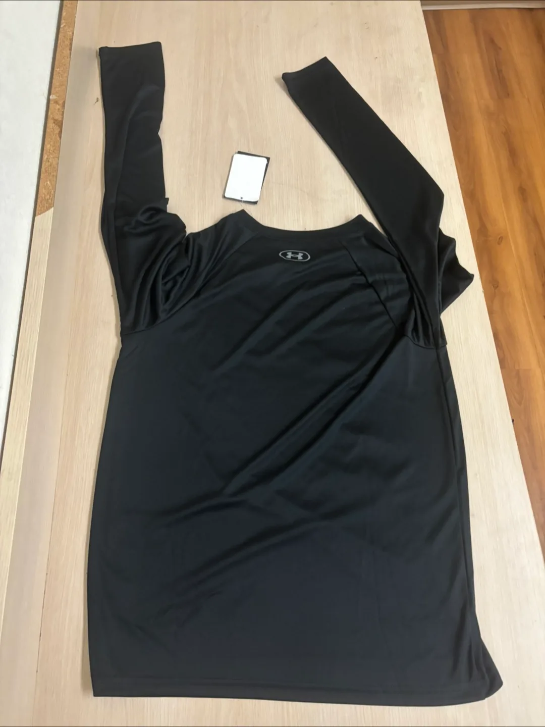 Under Armour Youth Long Sleeve Shirt - YL image indicator(5)