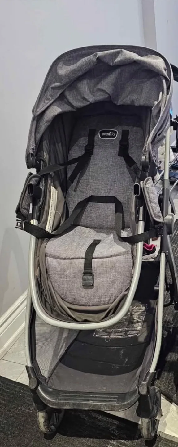 Evenflo Stroller - Great Condition! thumbnail