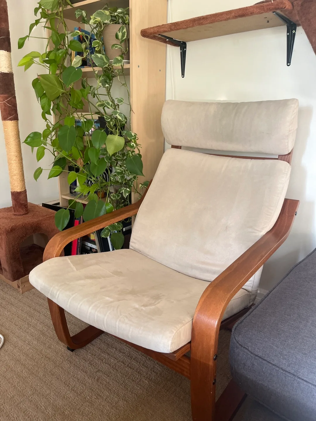 IKEA POÄNG Cream-coloured Armchair thumbnail