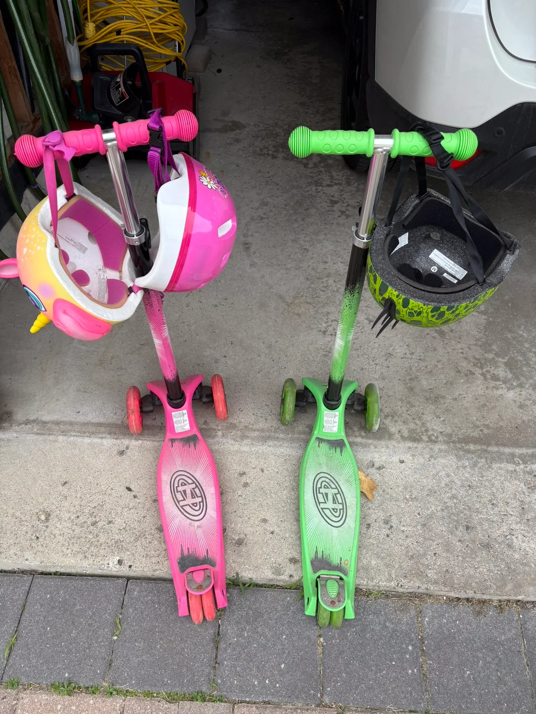 Halo Kids Scooters + Helmets thumbnail