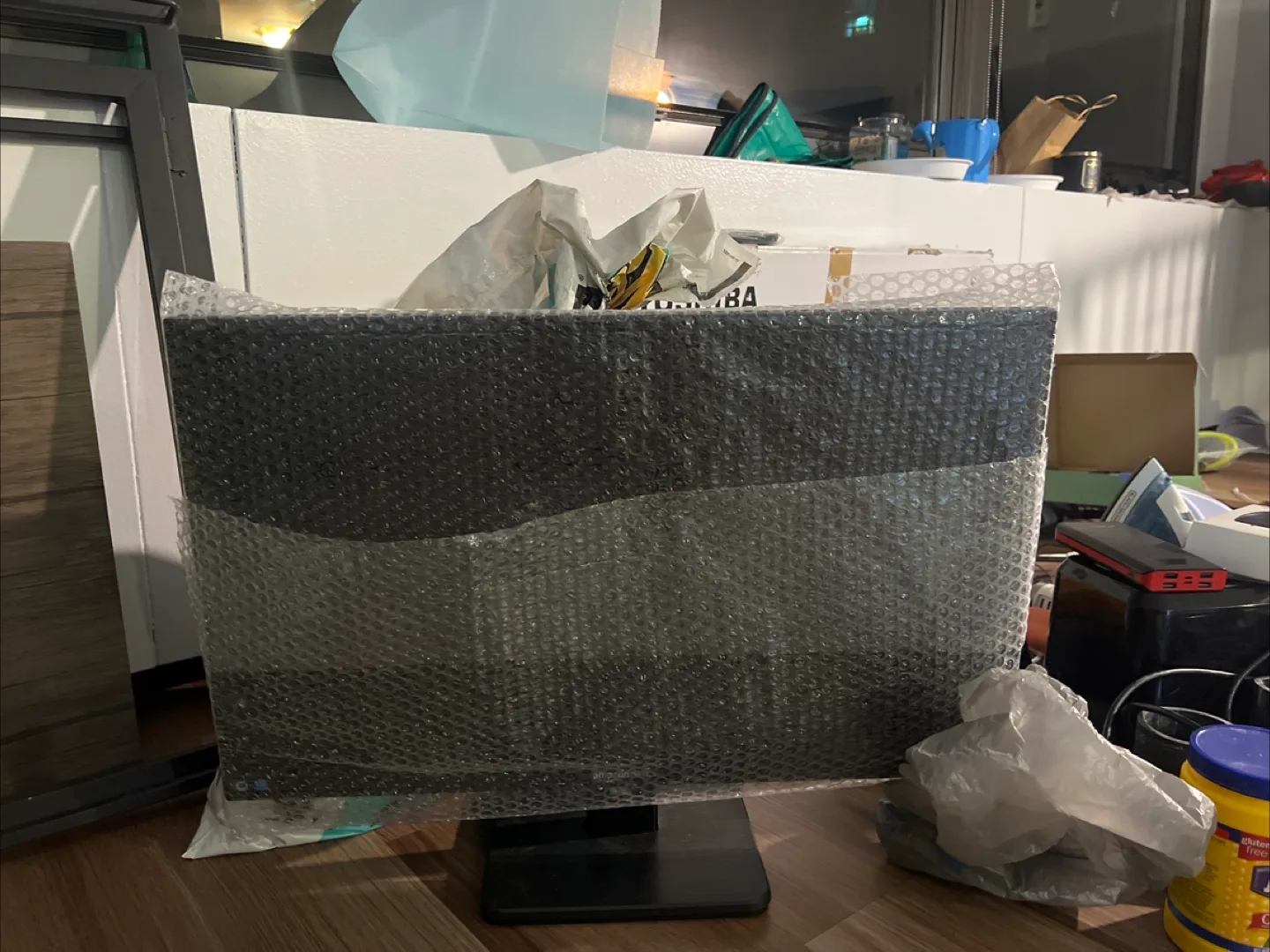 AmazonBasics 27-Inch Computer Monitor thumbnail