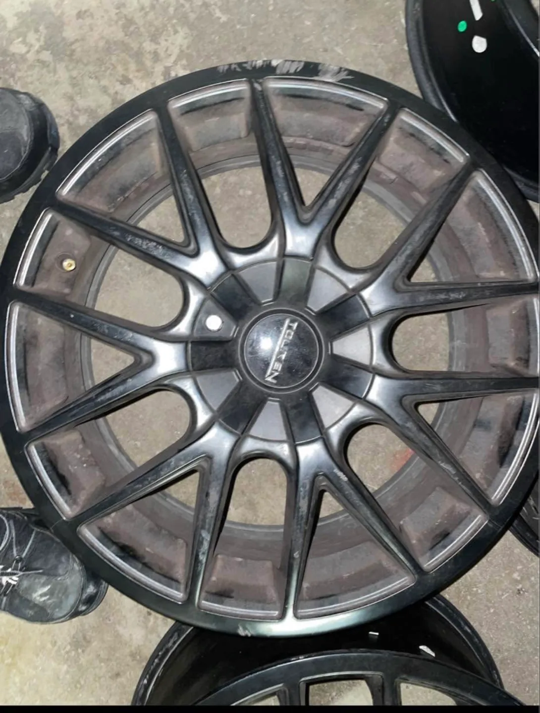 Touren 17inh rims 5x112 image indicator(2)