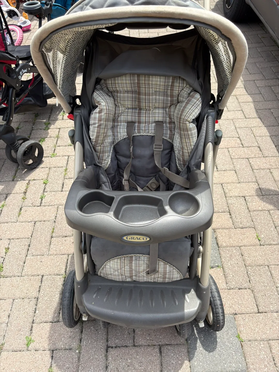 Graco Stroller - Great Condition! thumbnail
