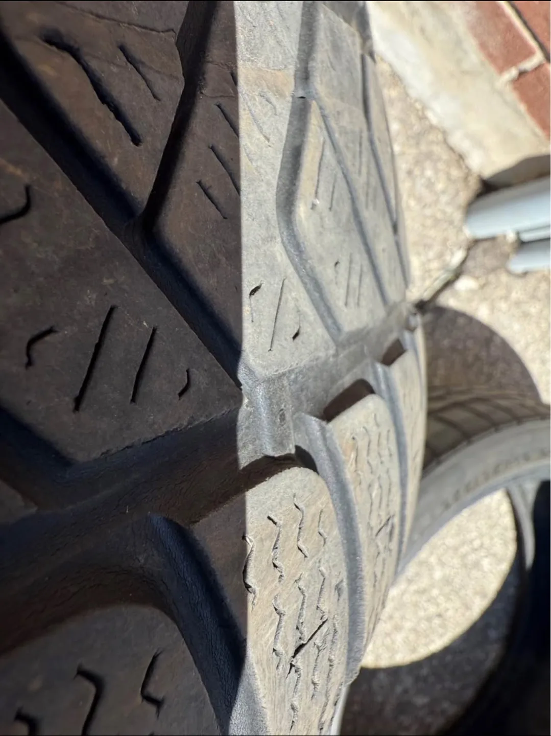 winter tires 2x 225/40/19Sottozero x2 255/35/19nexen image indicator(5)