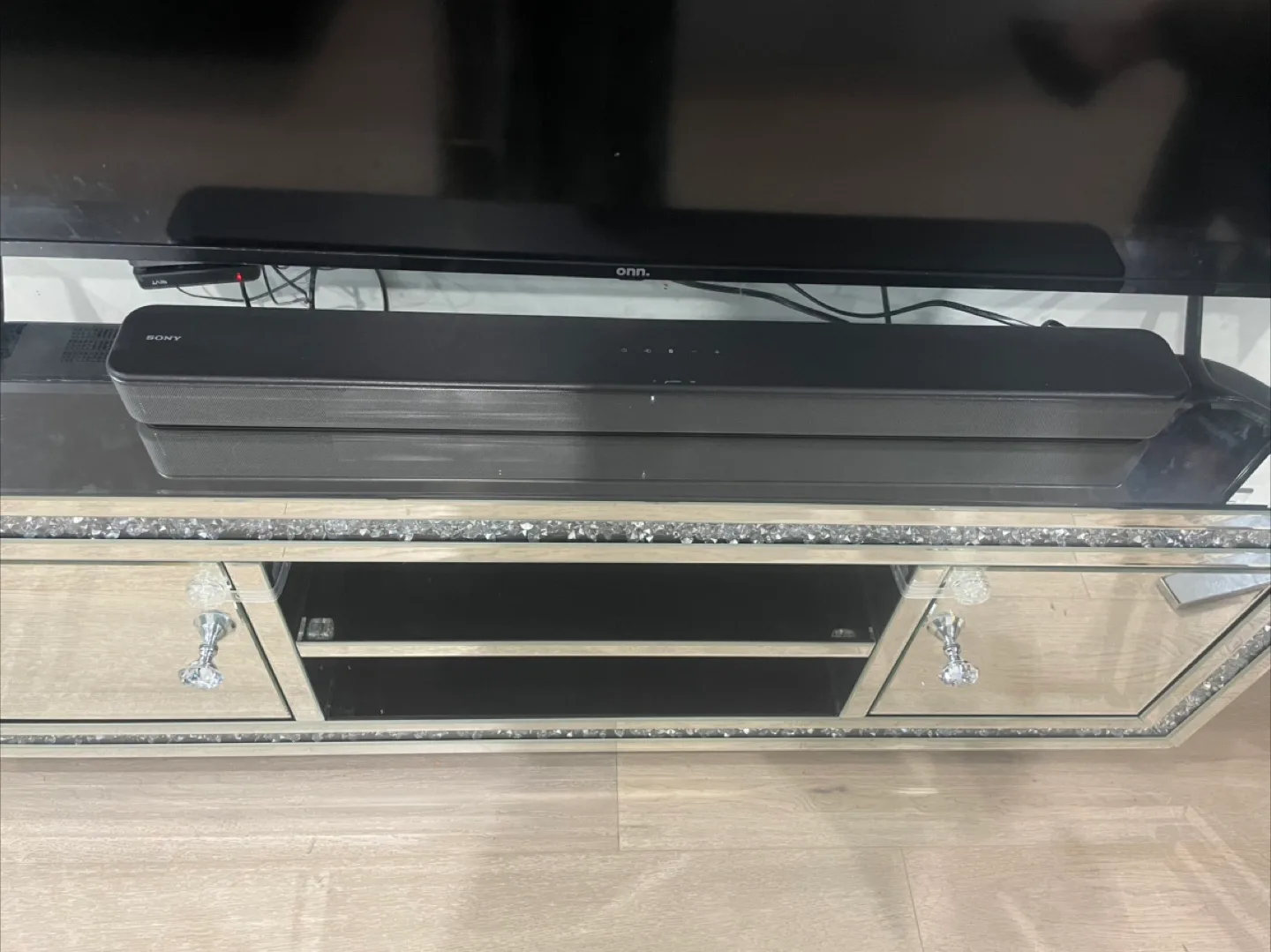 Sony HT-S100F Soundbar - Like New! image indicator(2)