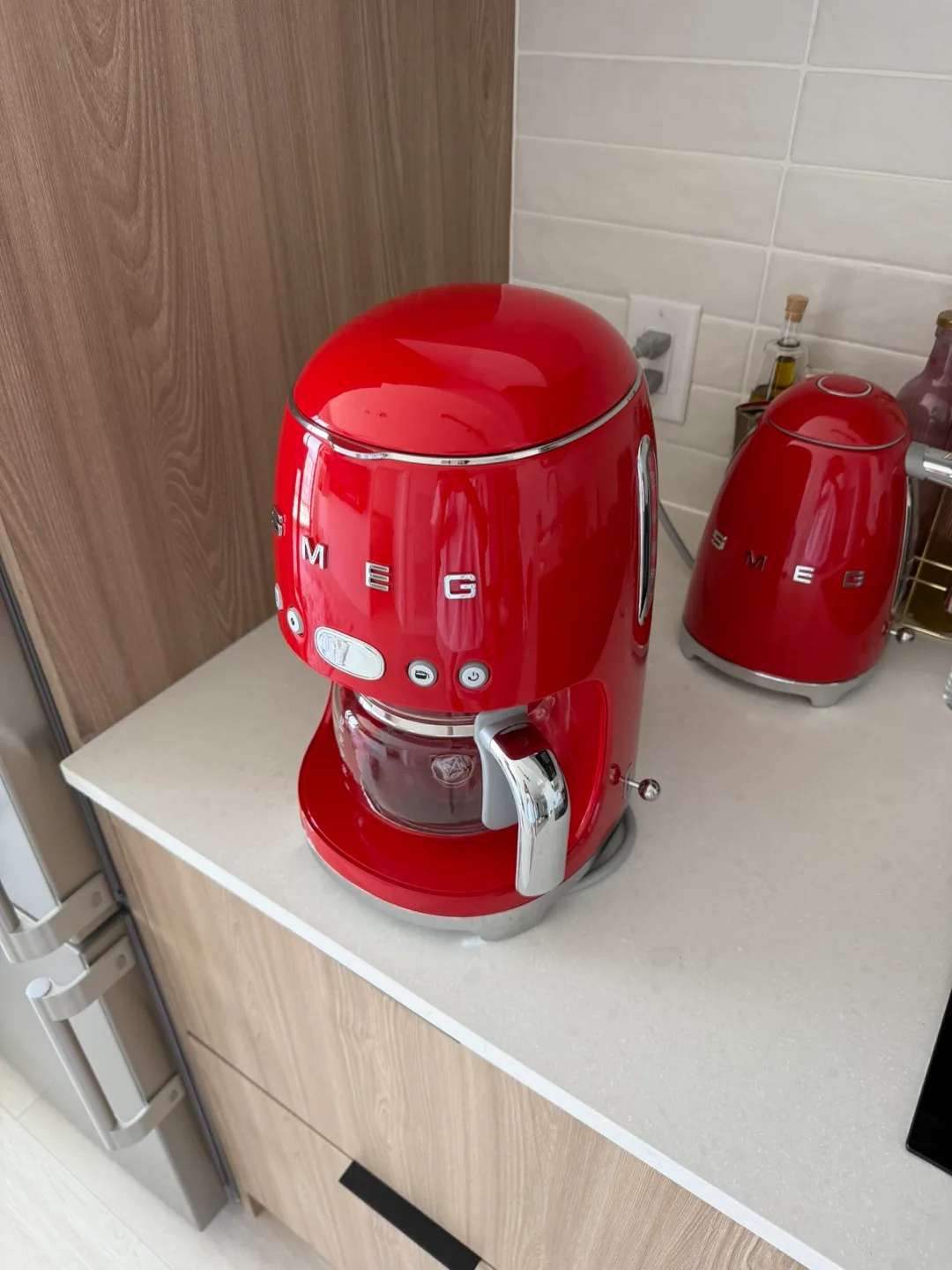 SMEG Drip Filter Coffee Machine - Red thumbnail