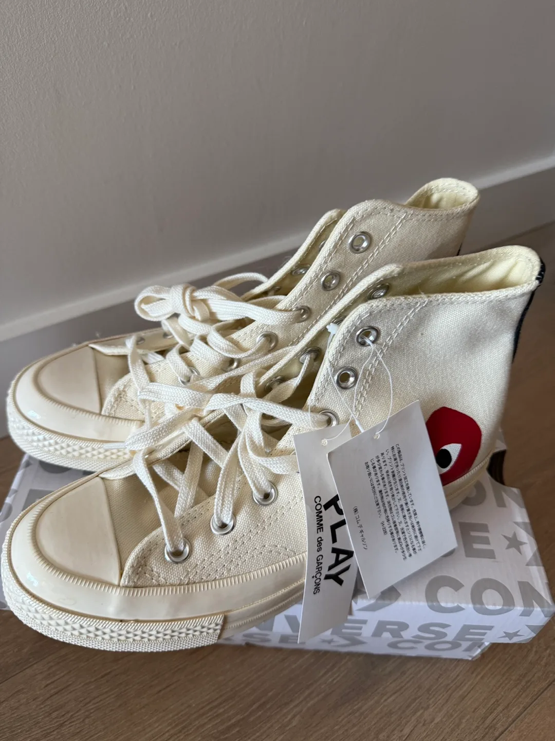 Converse x Comme des Garçons PLAY Chuck 70 High - US 5 thumbnail