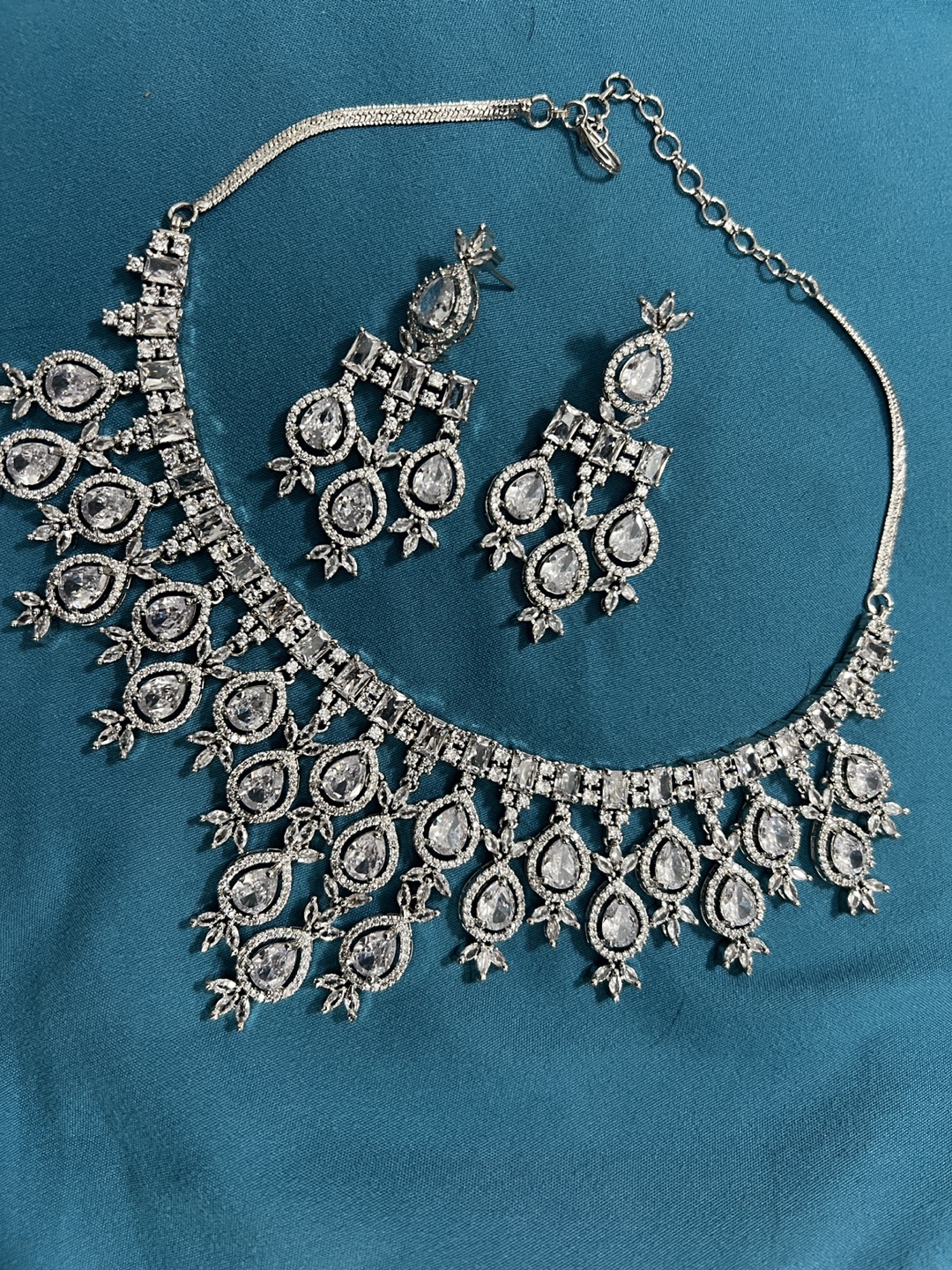 Necklace and Earring Set
