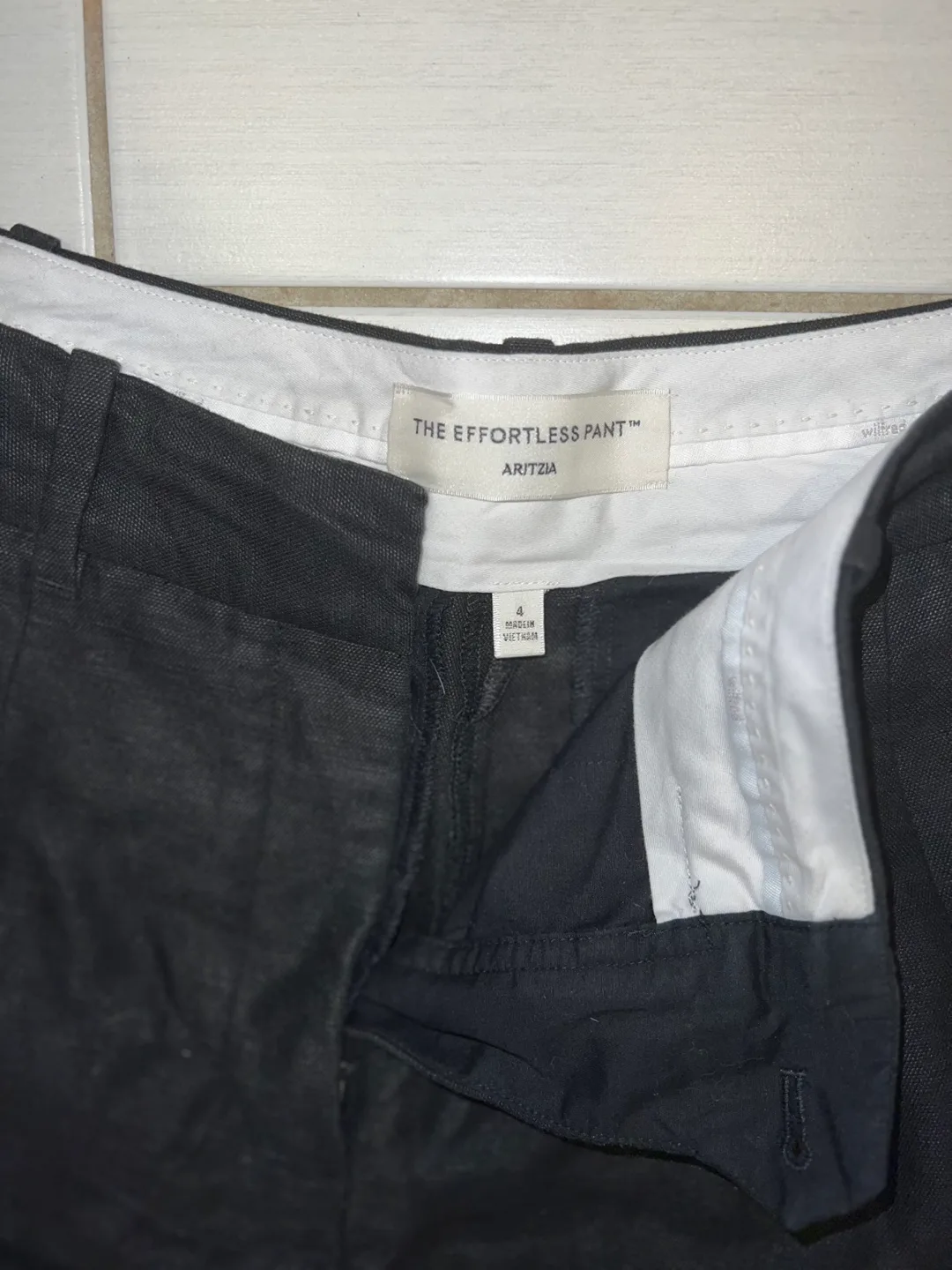 Aritzia Wilfred The Effortless Linen Pant - Size 4 image indicator(2)