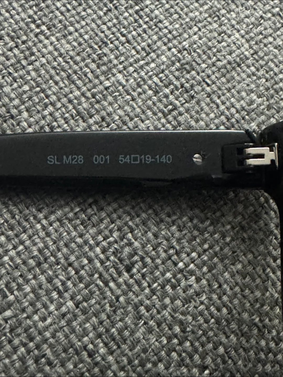 Women’s Saint Laurent Sunglasses SL M28 image indicator(4)