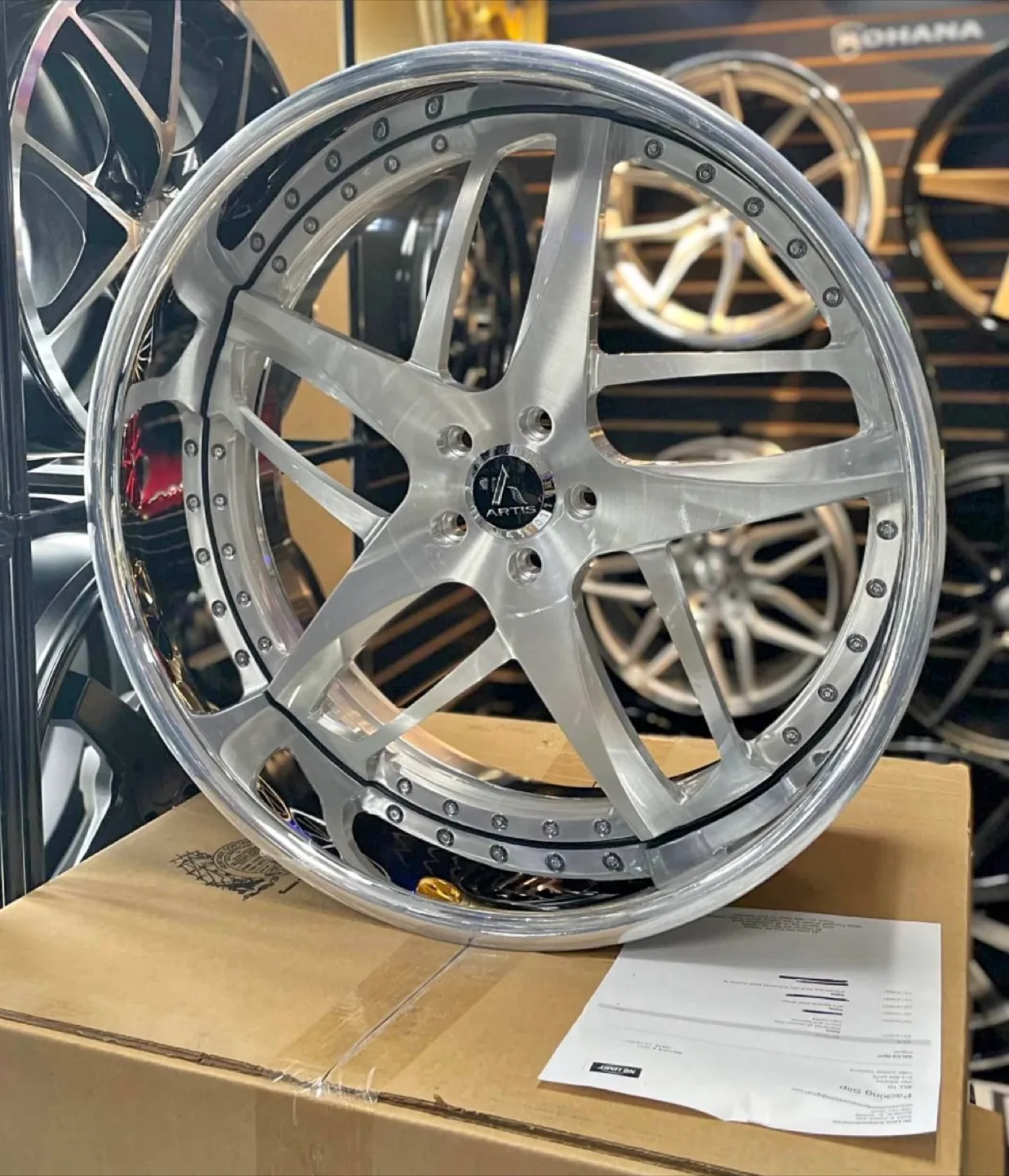 Artis Wheels 22”-28” thumbnail